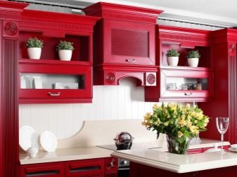Червоно-біла кухня (65 фото): кухня білий верх червоний низ в дизайні інтер’єру. Які шпалери підійдуть до кухонного гарнітуру в червоно-білому кольорі?