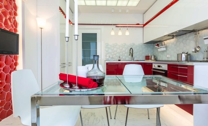 Червоно-біла кухня (65 фото): кухня білий верх червоний низ в дизайні інтер’єру. Які шпалери підійдуть до кухонного гарнітуру в червоно-білому кольорі?