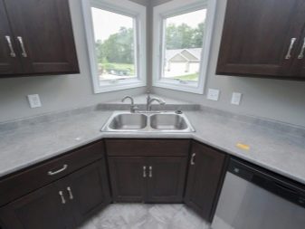 Дизайн кутових кухонь (123 фото): красиві варіанти кухонного гарнітура кутом в інтер’єрі, новинки дизайну та ідеї кольорів