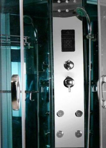 Душові кабіни з високим піддоном: кутові та прямокутні моделі, 80х80 і 90х90, 100 на 80 і 100х100, 110 на 80 і 120х80, асиметричні та інші