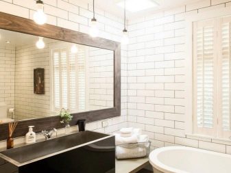 Дзеркало у ванну (169 фото): огляд дзеркал з дерева і інших матеріалів у ванну кімнату, дизайн дзеркал і ширина 120 і 100, 80 і 60 см, відгуки