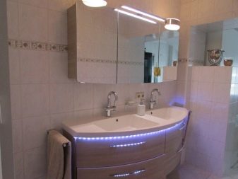 Дзеркало у ванну (169 фото): огляд дзеркал з дерева і інших матеріалів у ванну кімнату, дизайн дзеркал і ширина 120 і 100, 80 і 60 см, відгуки