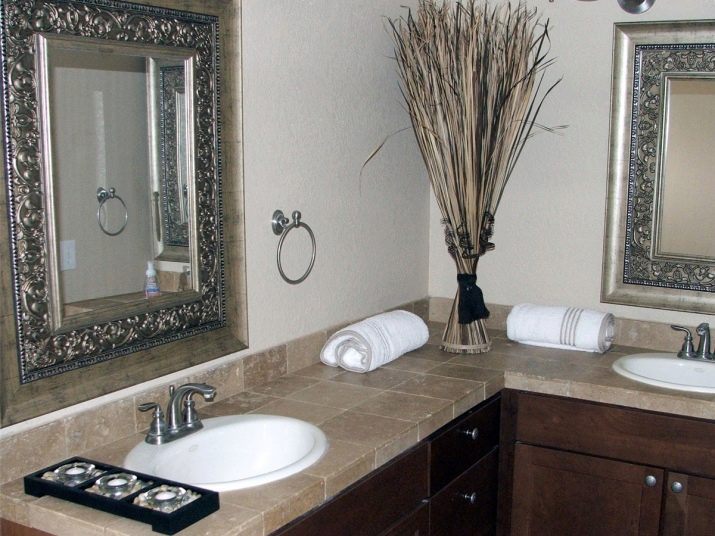 Дзеркало у ванну (169 фото): огляд дзеркал з дерева і інших матеріалів у ванну кімнату, дизайн дзеркал і ширина 120 і 100, 80 і 60 см, відгуки