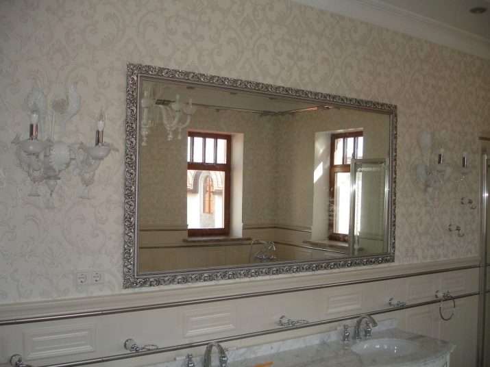 Дзеркало у ванну (169 фото): огляд дзеркал з дерева і інших матеріалів у ванну кімнату, дизайн дзеркал і ширина 120 і 100, 80 і 60 см, відгуки