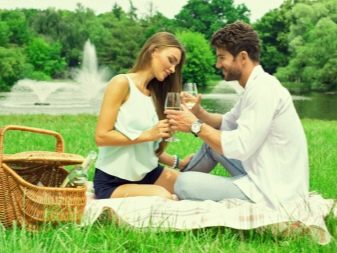 Характеристика чоловіки Раку-Кролика: сумісність в любові чоловіка, народженого в рік Кота, представник такого знака зодіаку в житті і у відносинах