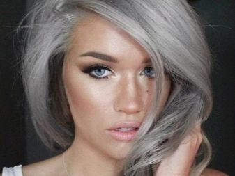 Каре з попелястим кольором волосся (31 фото): варіанти попелястого блонда на подовженому каре і з рівним зрізом, з темними корінням і з чубком