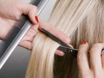 Каре з попелястим кольором волосся (31 фото): варіанти попелястого блонда на подовженому каре і з рівним зрізом, з темними корінням і з чубком