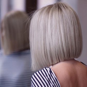 Каре з попелястим кольором волосся (31 фото): варіанти попелястого блонда на подовженому каре і з рівним зрізом, з темними корінням і з чубком