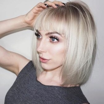 Каре з попелястим кольором волосся (31 фото): варіанти попелястого блонда на подовженому каре і з рівним зрізом, з темними корінням і з чубком