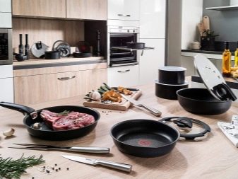 Каструлі Tefal: огляд наборів. Опис серії Aroma та інших серій. Особливості каструль з нержавіючої сталі. Відгуки