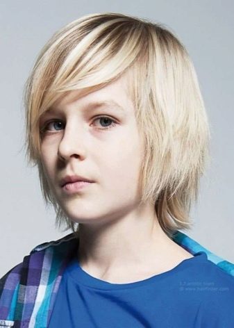 Короткі стрижки для хлопчиків-підлітків (40 фото): модні зачіски на короткі волосся, стильні стрижки для хлопців