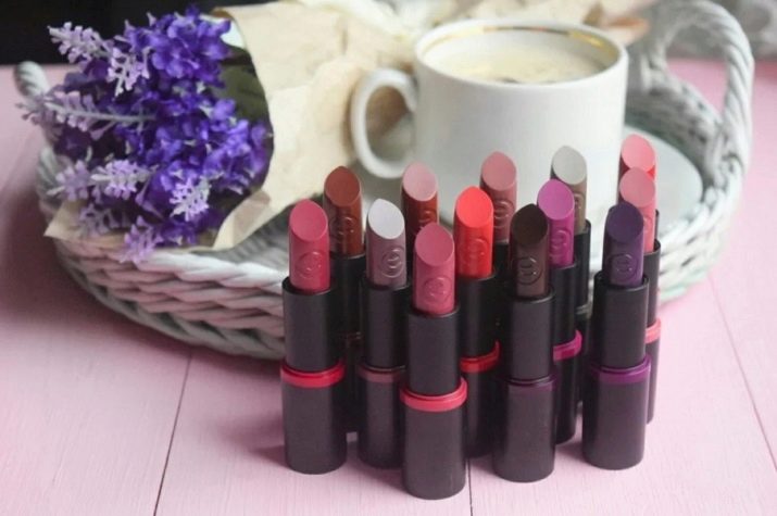 Косметика Essence: декоративна косметика та косметичні кисті для тіней чеської фірми. Духи і тональний крем. Відгуки