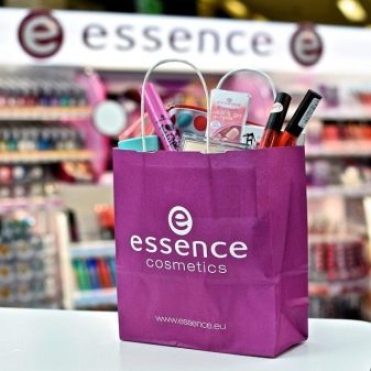 Косметика Essence: декоративна косметика та косметичні кисті для тіней чеської фірми. Духи і тональний крем. Відгуки