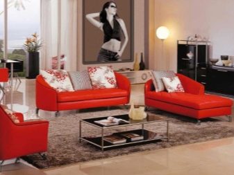 Маленькі дивани у вітальню (44 фото): розміри невеликих канапок, гарні приклади міні-диванів в інтер’єрі вітальні