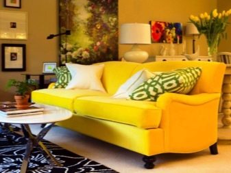 Маленькі дивани у вітальню (44 фото): розміри невеликих канапок, гарні приклади міні-диванів в інтер’єрі вітальні