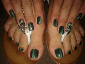 Манікюр і педикюр в одному стилі (76 фото): літні і зимові ідеї в однаковому кольорі, модні тенденції 2020-2021