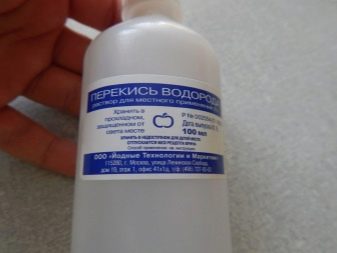 Маска для обличчя з сиру: сирна маска в домашніх умовах від зморшок, рецепти для жирної шкіри, що в’яне з додаванням полуниці