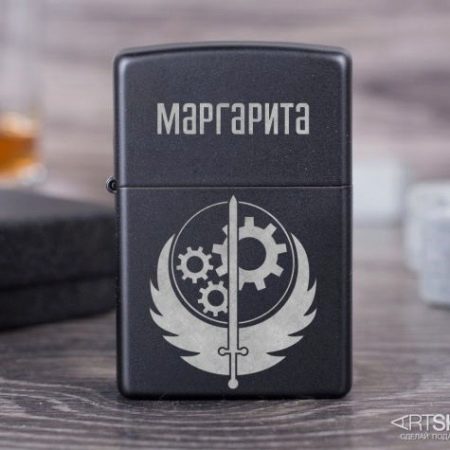 Іменні подарунки (23 фото): ручки і ложки, келихи і блокноти, флешки та інші сувеніри з ім’ям