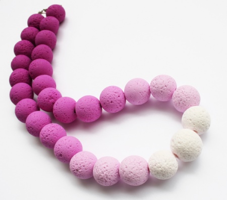 Намисто (124 фото): як носити моделі з тканини і біжутерію, модні 2020 з гірського кришталю, дівчаткам і дорослим, з сердоліку і кварцу