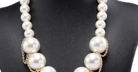 Намисто (124 фото): як носити моделі з тканини і біжутерію, модні 2020 з гірського кришталю, дівчаткам і дорослим, з сердоліку і кварцу