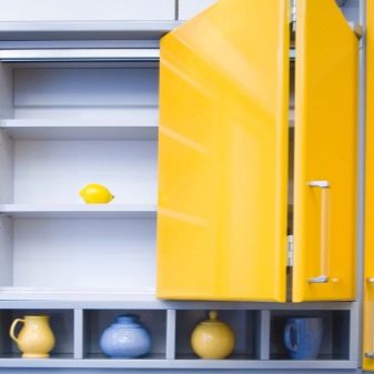 Навісні шафи для кухні (56 фото): кухонні підвісні настінні верхні шафки 36-60 см і 72-96 см, інші варіанти