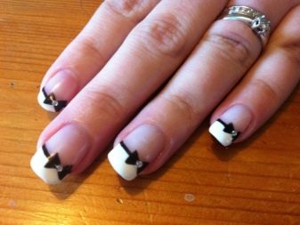 Особливості чорно-білого френча на нігтях (54 фото): дизайн французького манікюру в чорно-білому кольорі