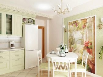 Панно на кухню (36 фото): панно на стіну з мозаїки і керамічне панно, фотопанно і скляне кухонне декоративне панно, інші варіанти