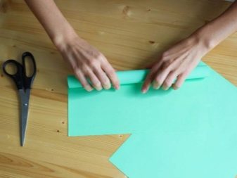Паперовий наповнювач для подарунків: як зробити стружку своїми руками? Як вибрати папір у коробку?