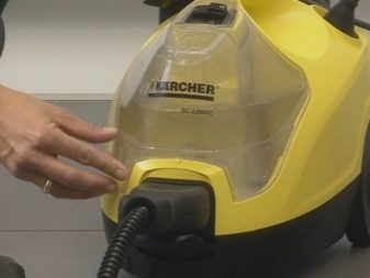 Пароочисник Karcher (47 фото): праски з парогенератором, професійні та ручні відпарювачі. Як користуватися для прибирання квартири?