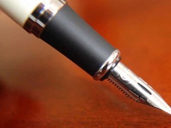 Перо для каліграфії: види пір’яний каліграфічної ручки, правила вибору, використання набору