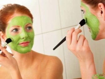Петрушка для особи: відбілююча маска від пігментних плям в домашніх умовах, лід з соком від зморшок навколо очей, відгуки