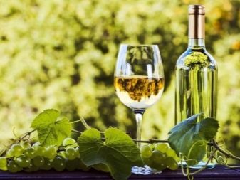 Петрушка для особи: відбілююча маска від пігментних плям в домашніх умовах, лід з соком від зморшок навколо очей, відгуки