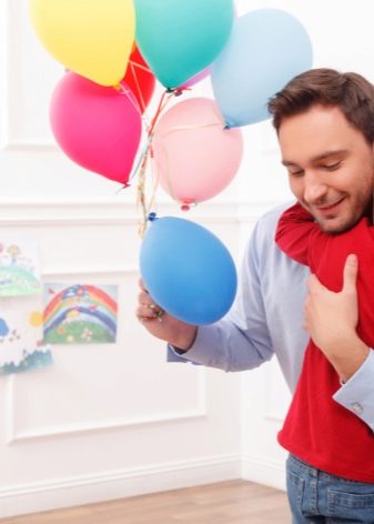 Подарунки татові на 23 Лютого своїми руками: як зробити презенти з паперу або солодкий гостинець?