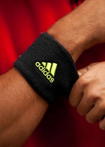 Подарунок спортсмену: які спортивні сувеніри можна подарувати чоловікові і жінці на Новий рік або на день народження?