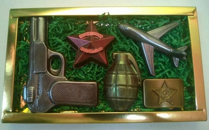 Що подарувати хлопцеві в армії? Оригінальні та корисні армійські подарунки солдату на день народження та інші свята