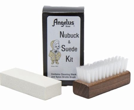 Як прати замшеві кросівки? 29 фото Можна випрати спортивне взуття в пральній машині, як почистити кросівки в домашніх умовах