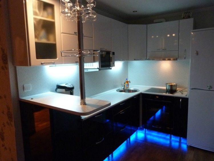 200 идей дизайна барной стойки на кухне с фото ?