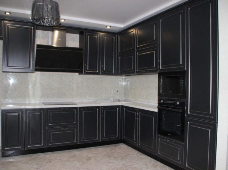 200 идей дизайна интерьера кухни классика с фото ?