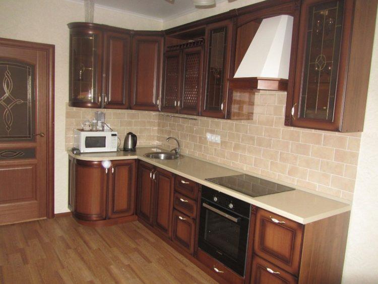 200 идей дизайна интерьера кухни классика с фото ?