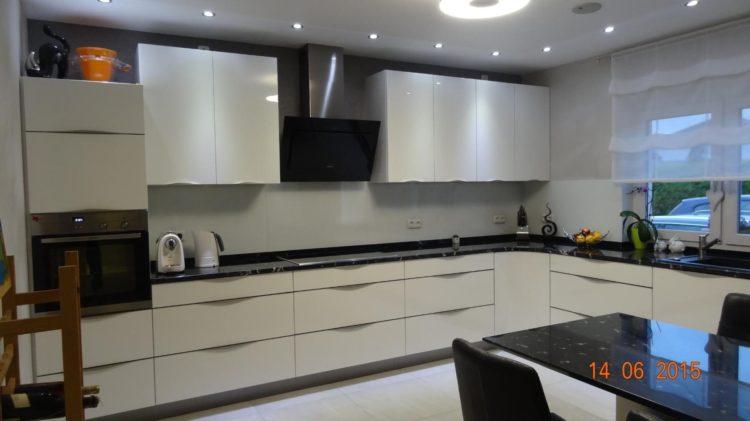 200 идей дизайна интерьера кухни в стиле хай-тек с фото ?