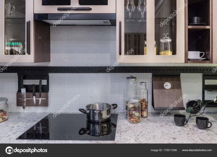 200 идей дизайна интерьера кухни в стиле хай-тек с фото ?