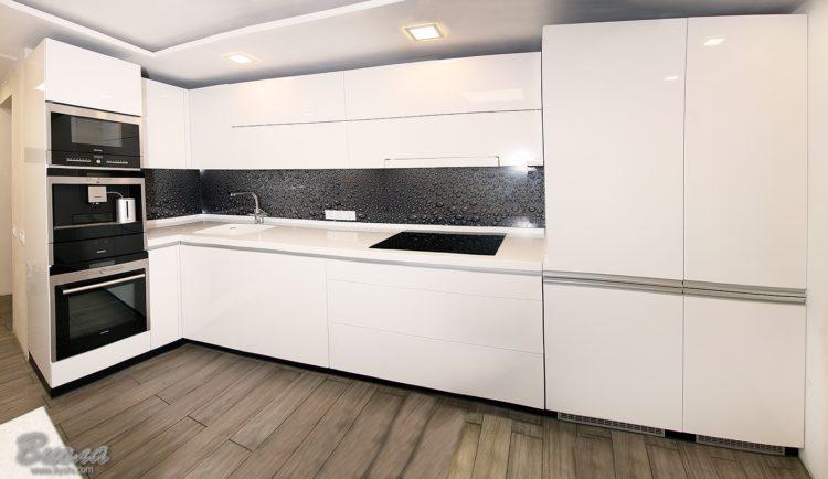 200 идей дизайна интерьера кухни в стиле хай-тек с фото ?