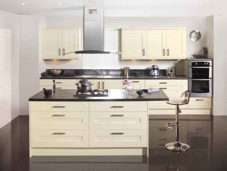 200 идей дизайна интерьера кухни в стиле хай-тек с фото ?