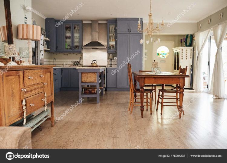 200 идей дизайна интерьера кухни в стиле кантри с фото ?