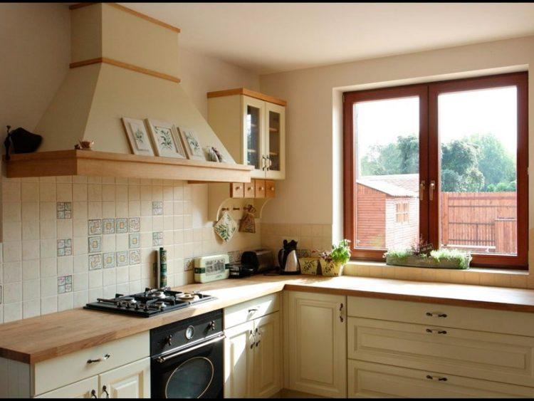 200 идей дизайна интерьера кухни в стиле кантри с фото ?