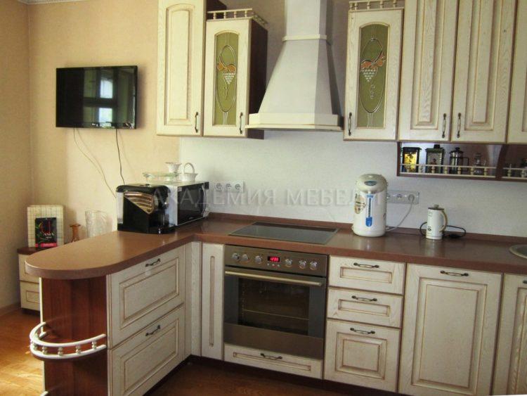 200 идей дизайна интерьера маленькой кухни с барной стойкой с фото ?