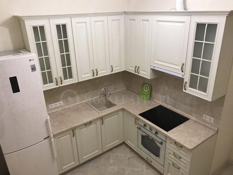 200 идей дизайна интерьера маленькой угловой кухня с фото ?