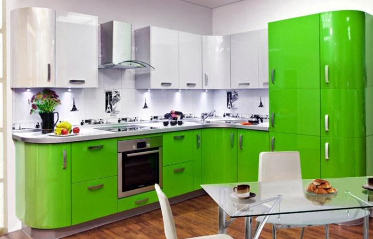 200 идей дизайна интерьера маленькой угловой кухня с фото ?