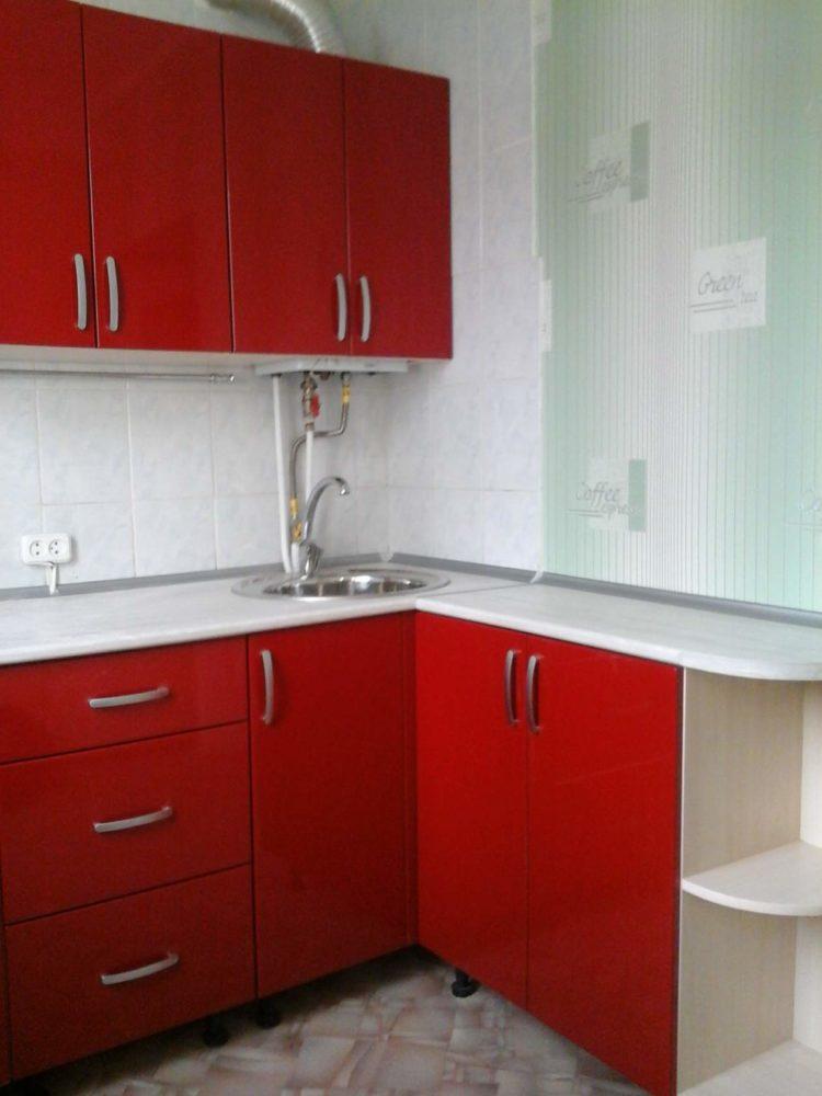 200 идей дизайна интерьера маленькой угловой кухня с фото ?