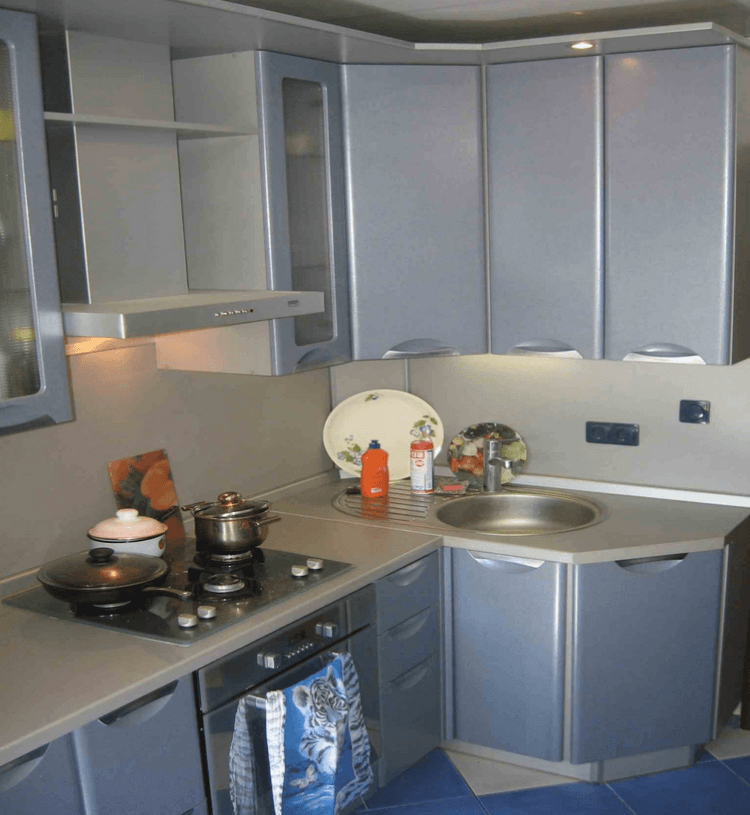 200 идей дизайна интерьера маленькой угловой кухня с фото ?